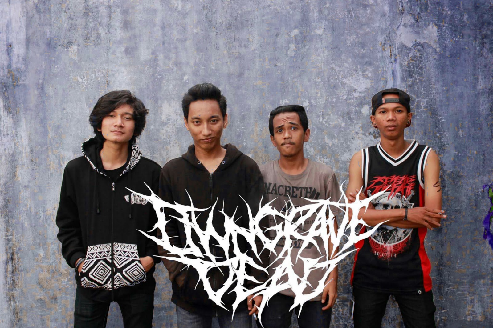 ромео найтингейл. The gracious few группа. Apastron metalcore band. Ashes remain солист. майка music band.