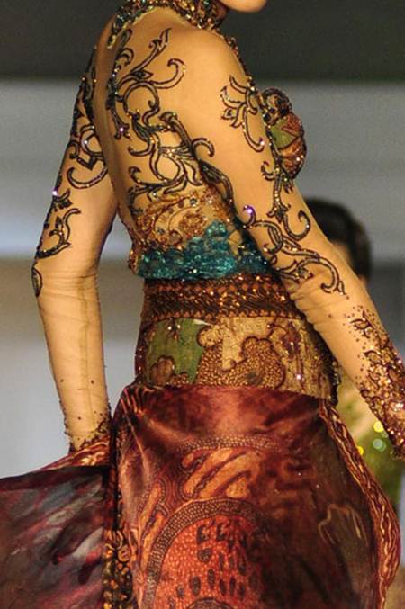 fashionloly: Dress Kebaya Indonesia: Anne Avantie
