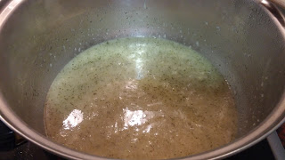 Merluza en salsa verde con almejas