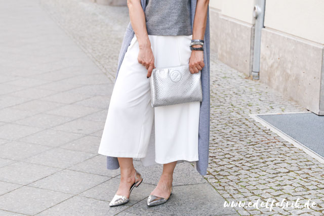 die Edelfabrik, Look, weiße Culottes, silberne Schuhe von C&A die Edelfabrik, Look, weiße Culottes, silberne Schuhe von C&A