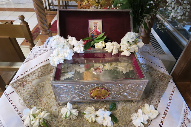Το ιερό σκήνωμα της Αγίας Ελένης (8) https://leipsanothiki.blogspot.be/