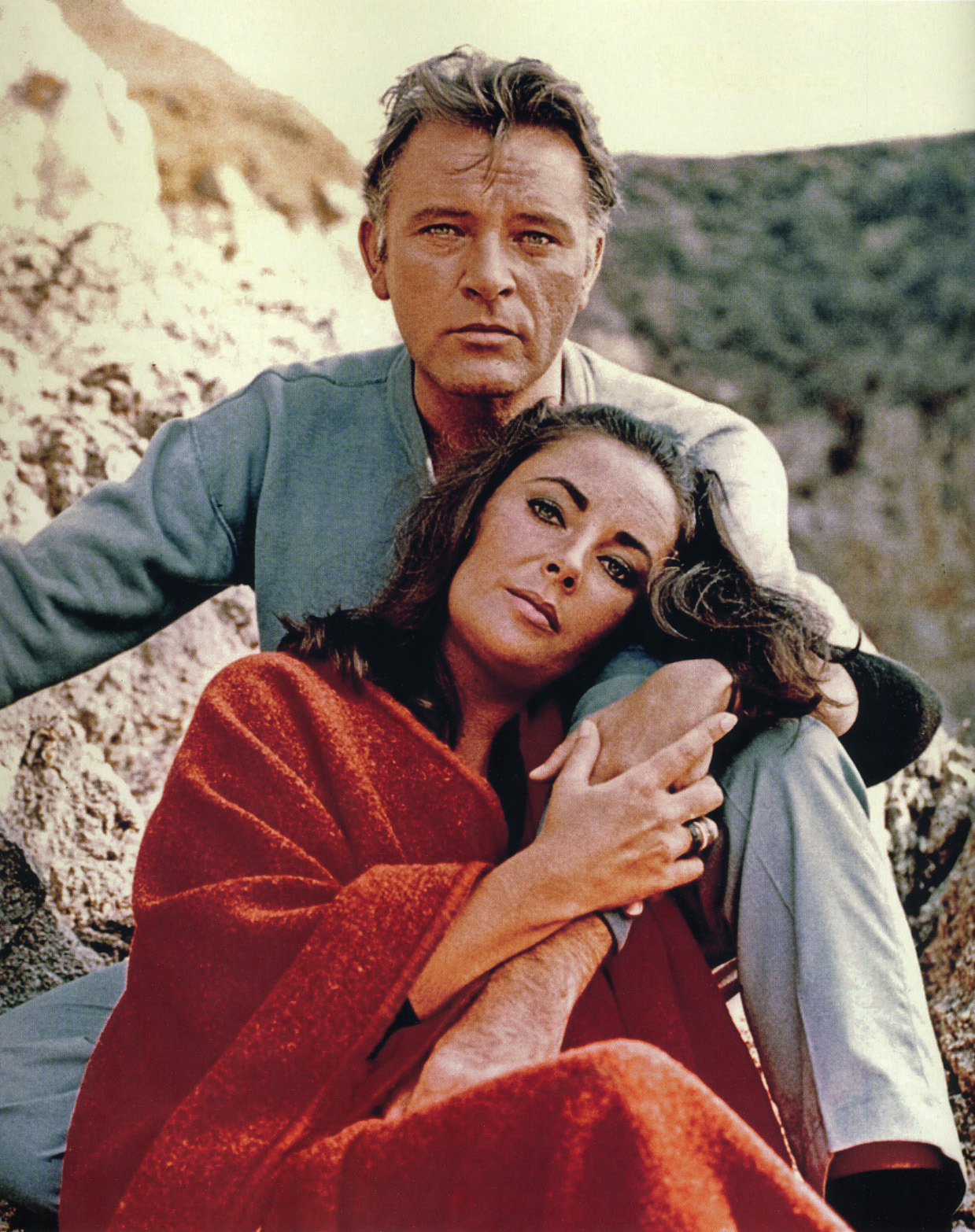 http://3.bp.blogspot.com/-R1sjAPOpszI/T9F_RsFIBUI/AAAAAAAAAq4/VMIJ4XNAf9U/s1600/063_elizabeth_taylor_richard_burton_theredlist.jpg