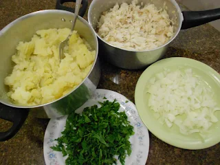 Ingredientes para prato com bacalhau