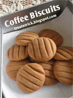 Coffee Biscuits  Recipe @ treatntrick.blogspot.com