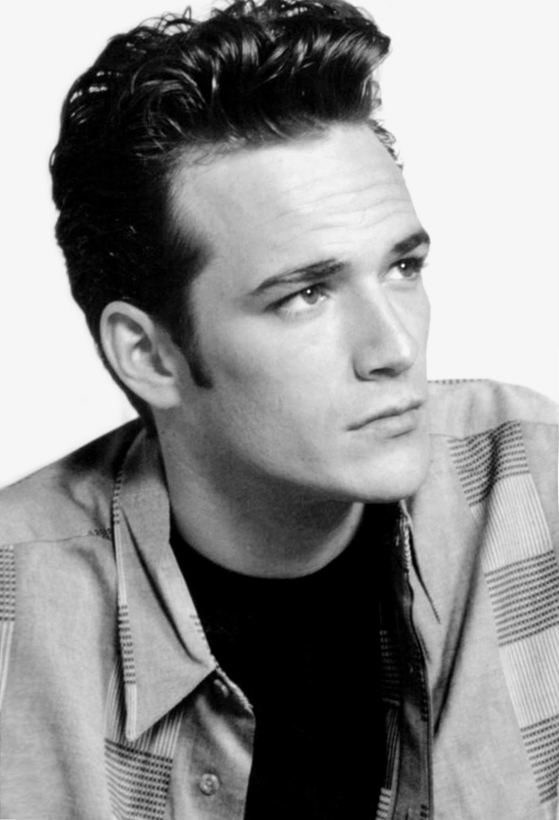 http://3.bp.blogspot.com/-R2DzcnMaJfc/TxSmetAEYVI/AAAAAAAA-b4/ljLnmCfTgXE/s1600/LukePerry01+%252824%2529.jpg