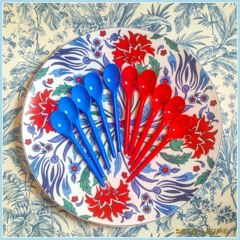 cucharas de plástico