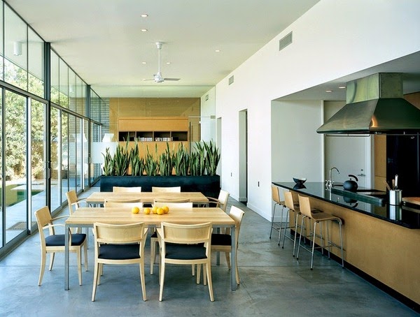 Divide the kitchen from the living room