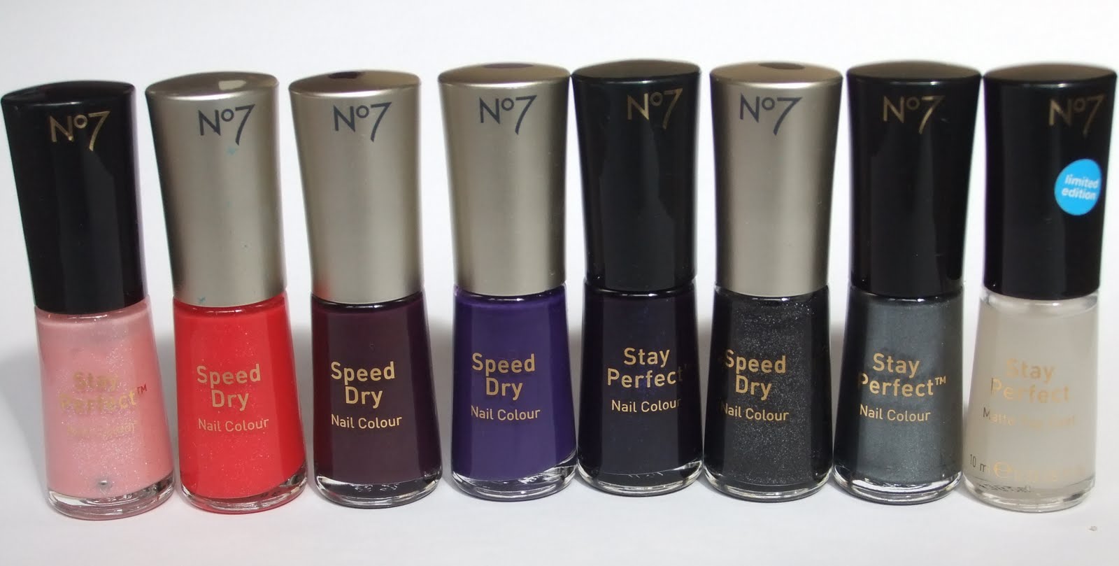 GretalRabbit Writes Review No7 Nail Polishes.