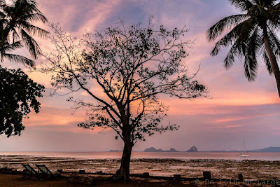 Sunset-Koh-Ngai-Coco-Cottage-Thailande