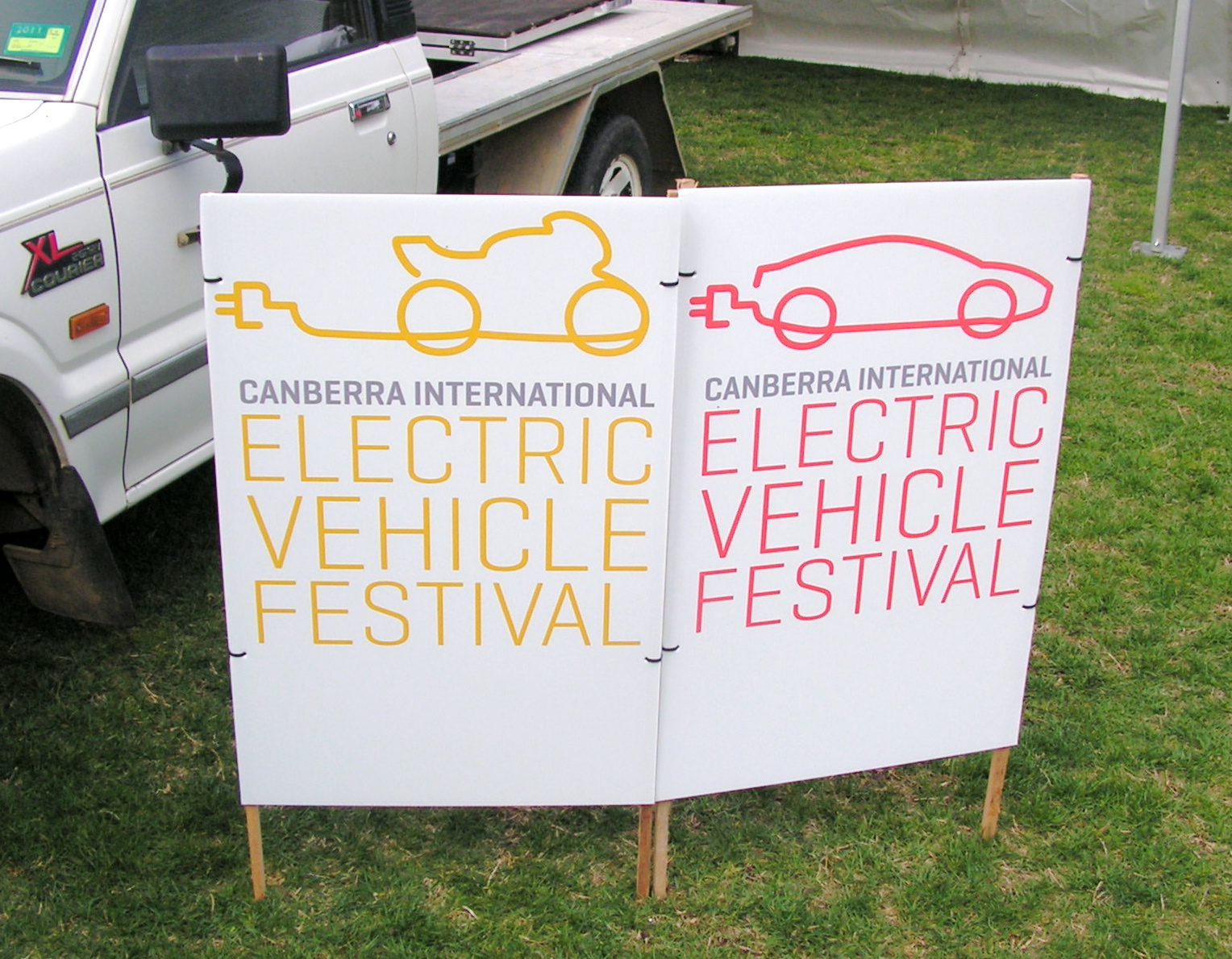 on four wheels Canberra Electric Vehicle Festival 2011