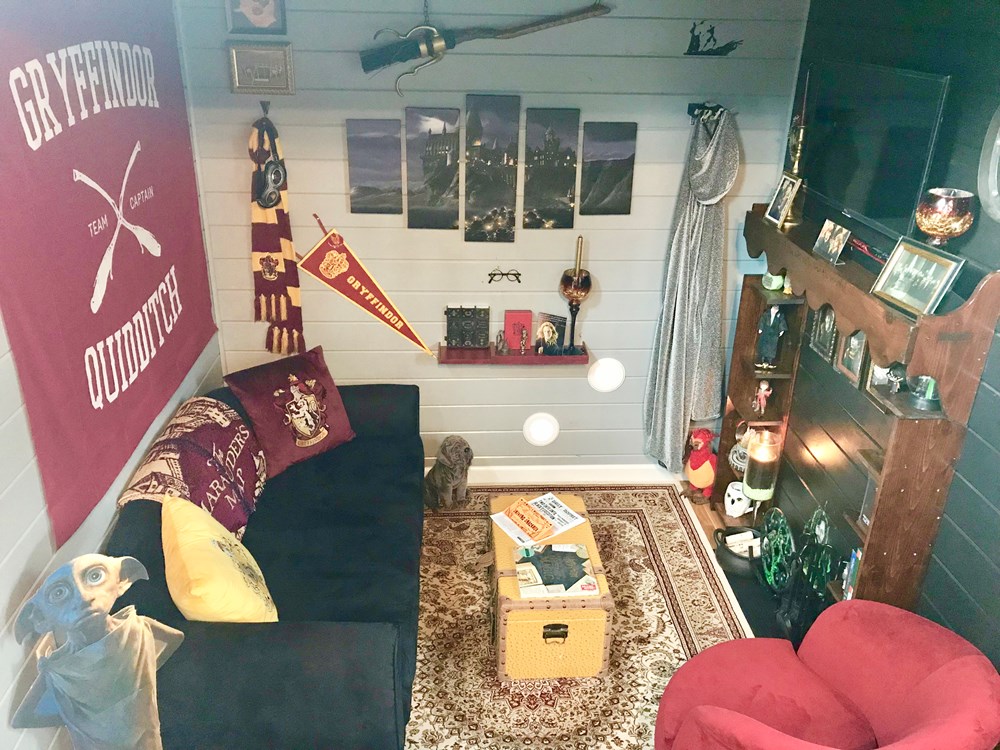18 Harry Potter Inspired Home Décor Ideas - Shelterness