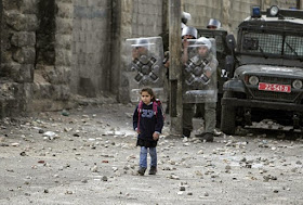 أخطر الطرق التي يسلكها الطلاب إلى مدارسهم في العالم