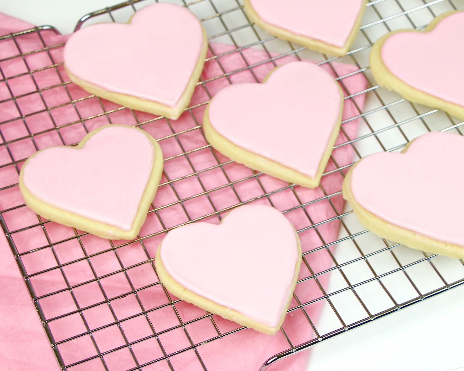 VIDEO} THE BEST Cut Out Sugar Cookies & Easy Hard Drying ...