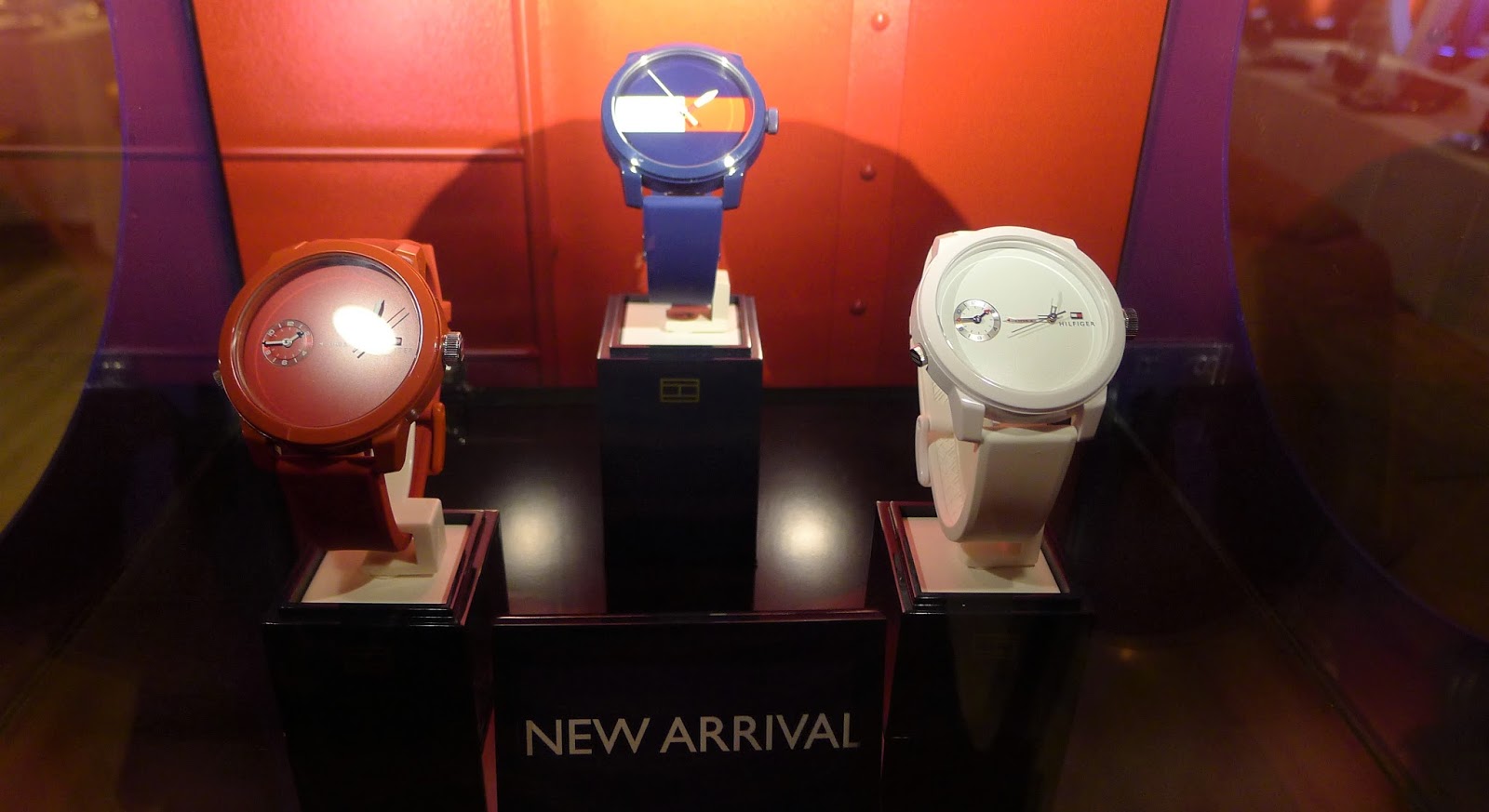 tommy hilfiger sm megamall