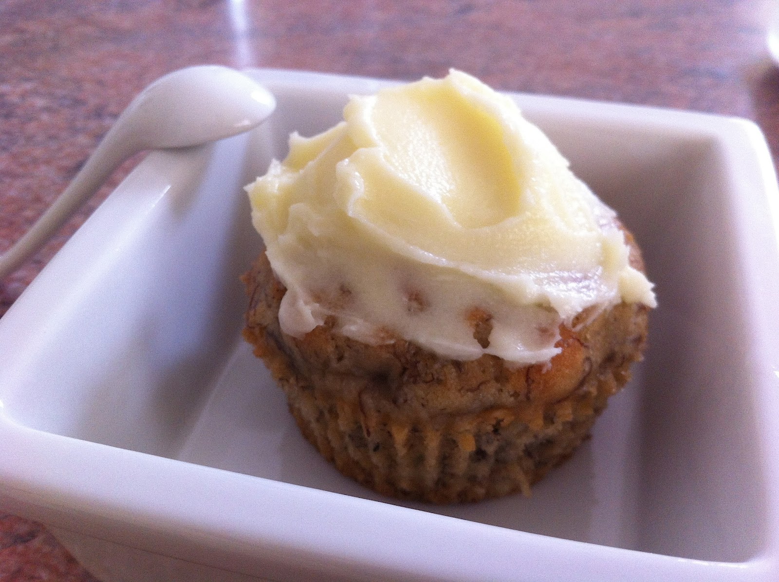 Shoeboxliving Banana Oat Cupcakes shoeboxliving-banana-oat-cupcakes