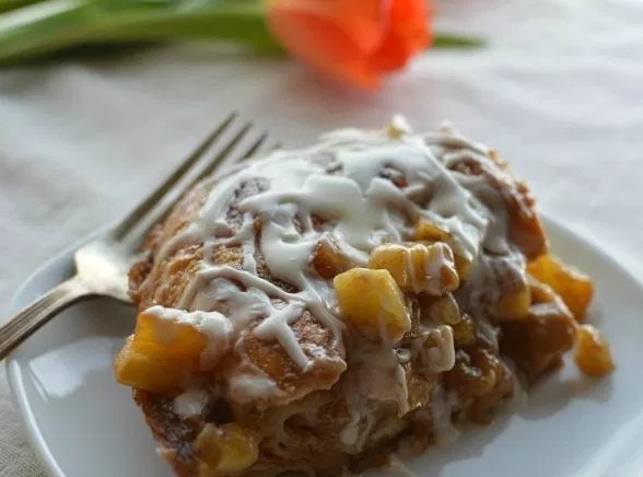 APPLE FRITTER BREAKFAST CASSEROLE APPLE FRITTER BREAKFAST CASSEROLE