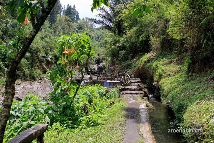 telaga sunyi baturraden banyumas