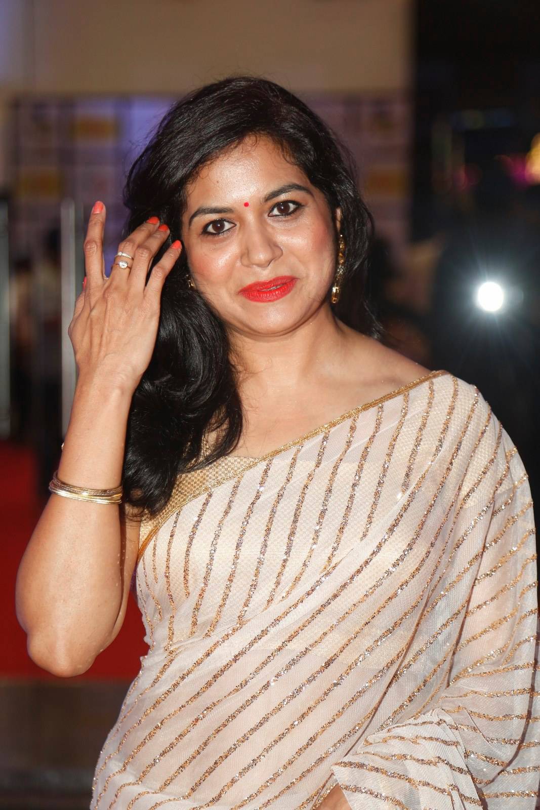 Sunitha Latest Glamour Photoshoot Images At Mirchi Music Awards 2014