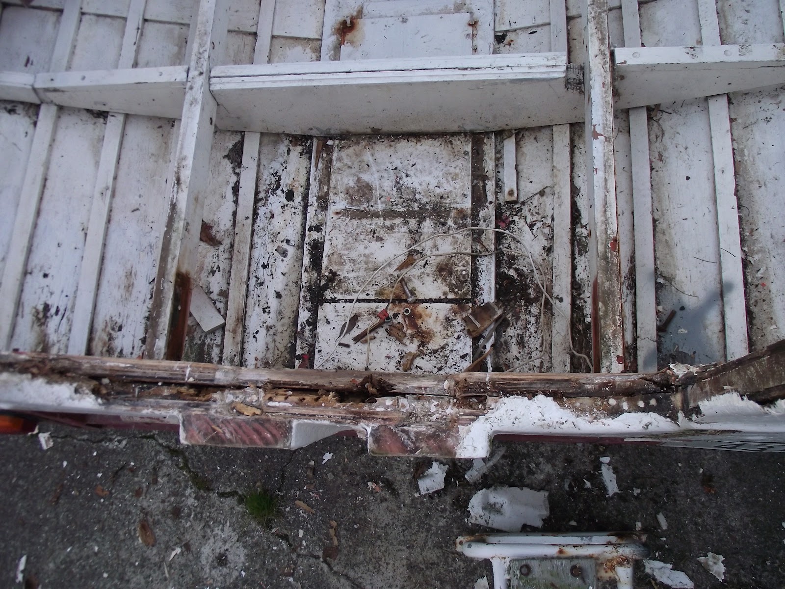 How to repair a plywood boat