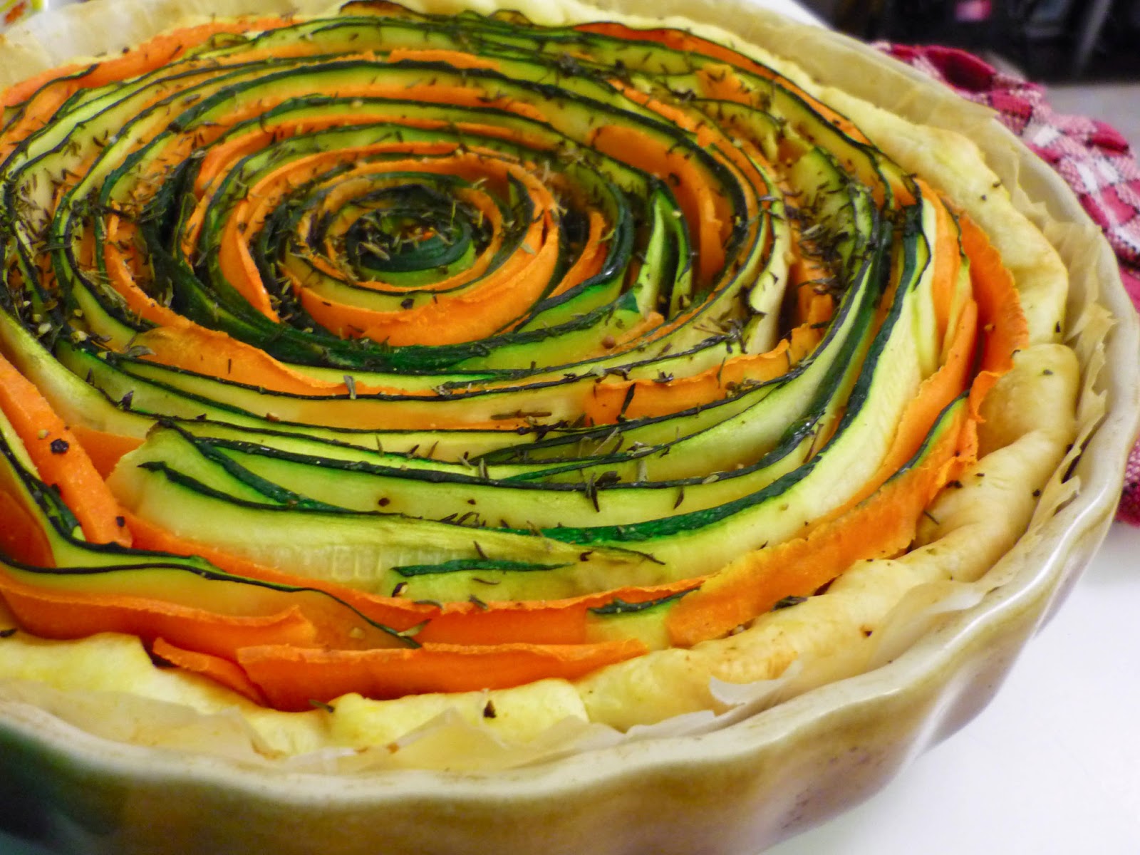 La Bonne Graille: Tarte roulée courgettes et carottes La Bonne Graille: Tarte roulée courgettes et carottes