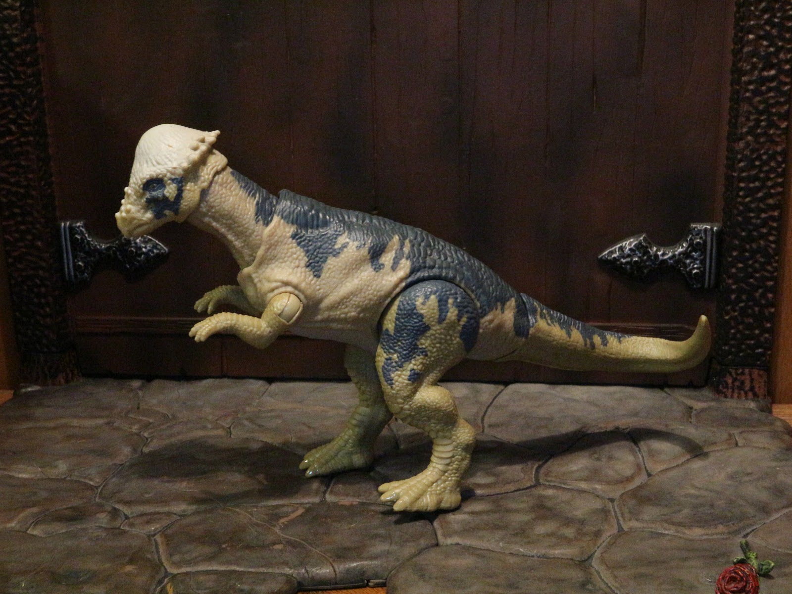 Jurassic World Legacy Feature PACHYCEPHALOSAURUS end of collection 