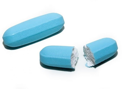 Nhai thuốc, nghiền thuốc trước khi uống có thể gây nguy hiểm Nhai thuốc, nghiền thuốc trước khi uống có thể gây nguy hiểm