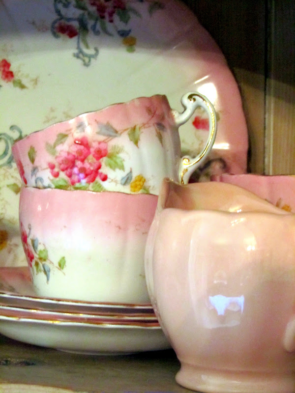 Madelief The Vintage Teacup club