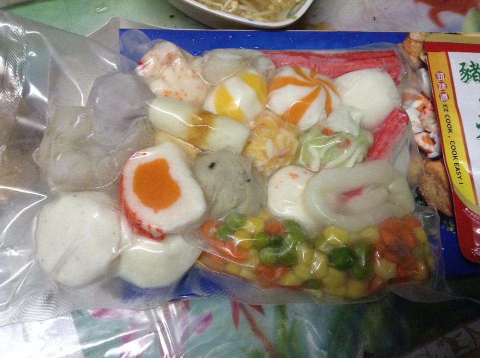 Wei Wei Freshly Frozen Hotpot Product Review + DIY Hotpot Recipe