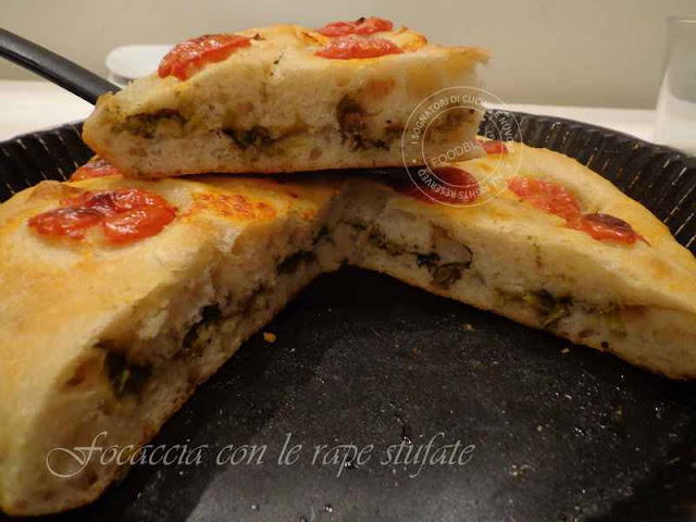 FOCACCIA CON LE RAPE STUFATE1