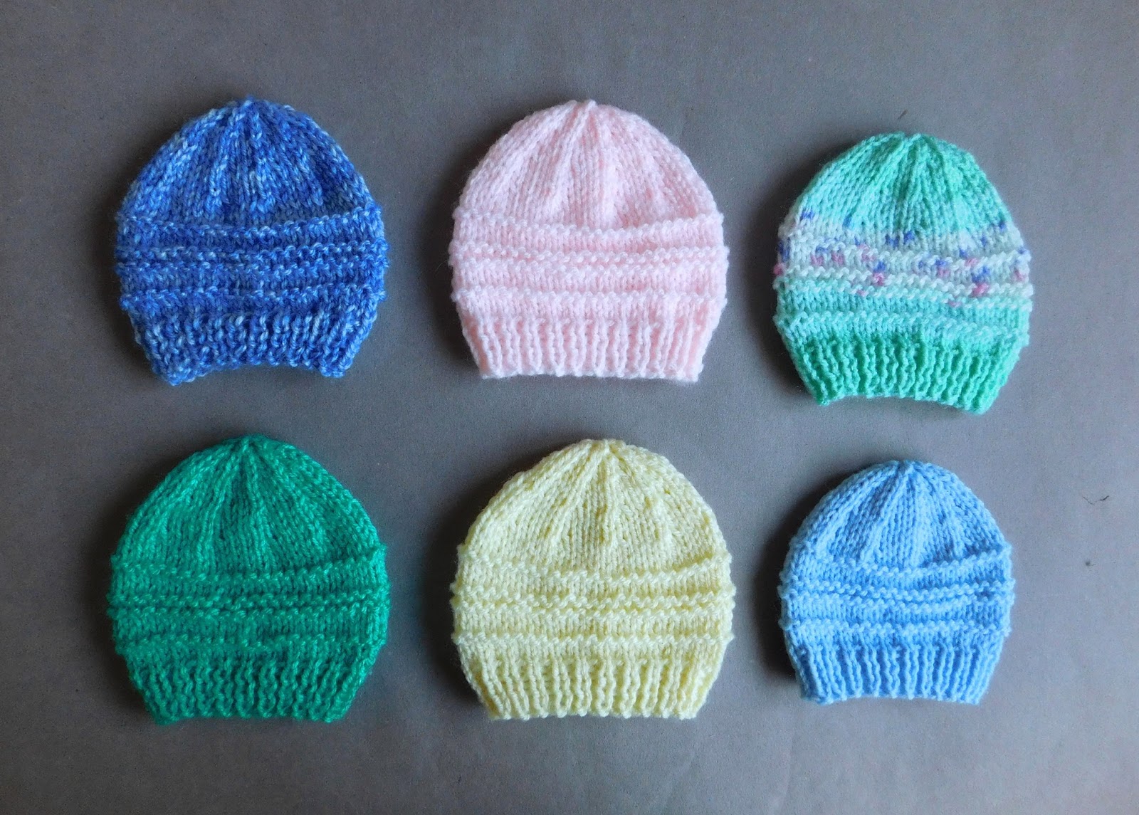marianna-s-lazy-daisy-days-cacey-baby-hats
