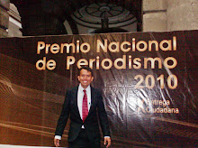 ANTONIO MORQUECHO,EN EL PREMIO NACIONAL DE PERIDISMO