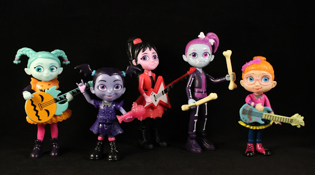 vampirina scream girl dolls