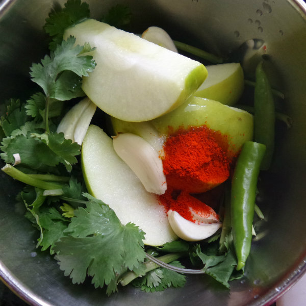 Keep Calm & Curry On Green Apple Chutney