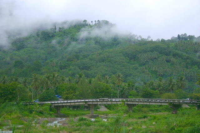Bridge to Ban Khiri Wong Village