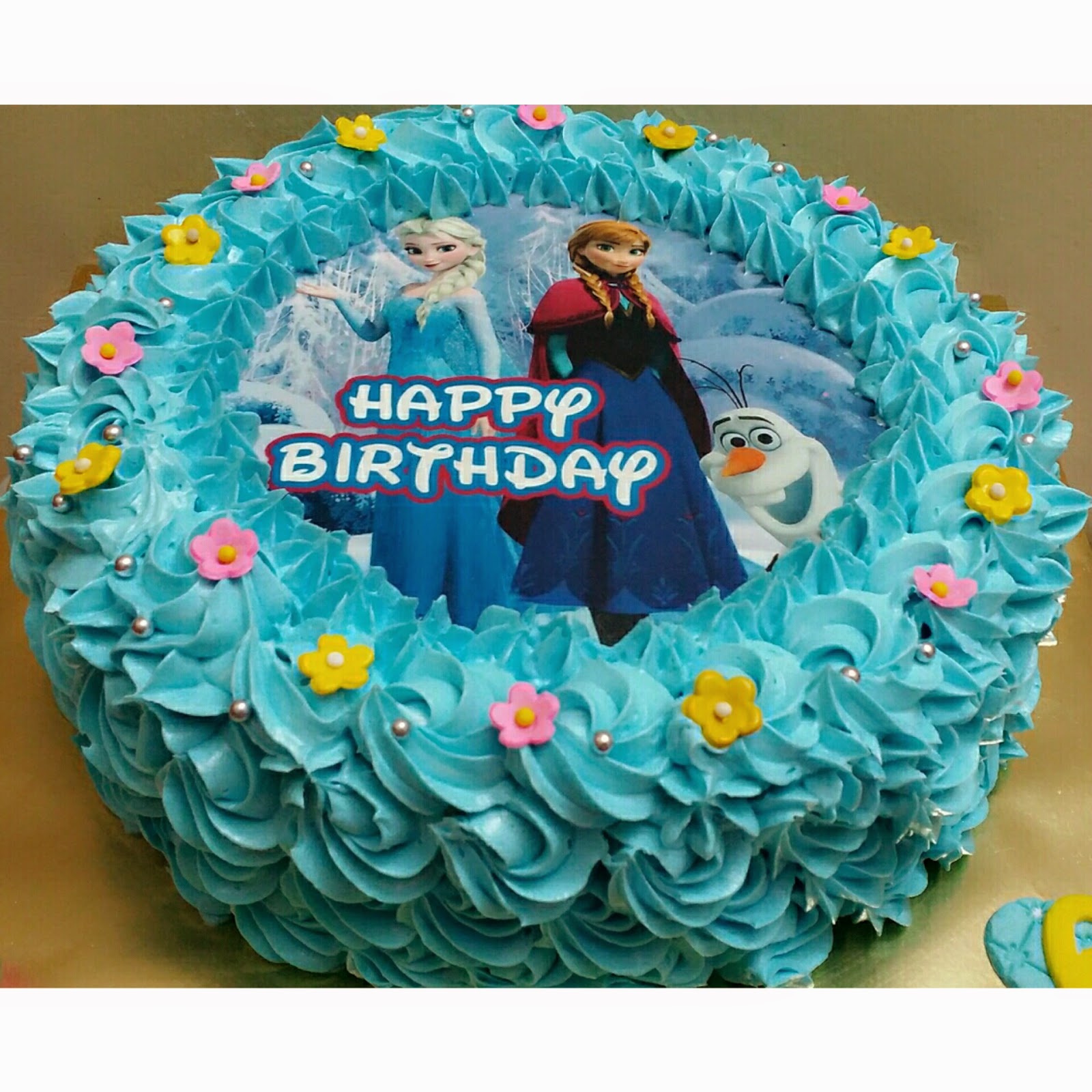 LISA HOMEMADE CAKES & COOKIES KEK DAN CUPCAKES TEMA FROZEN PRINCESS