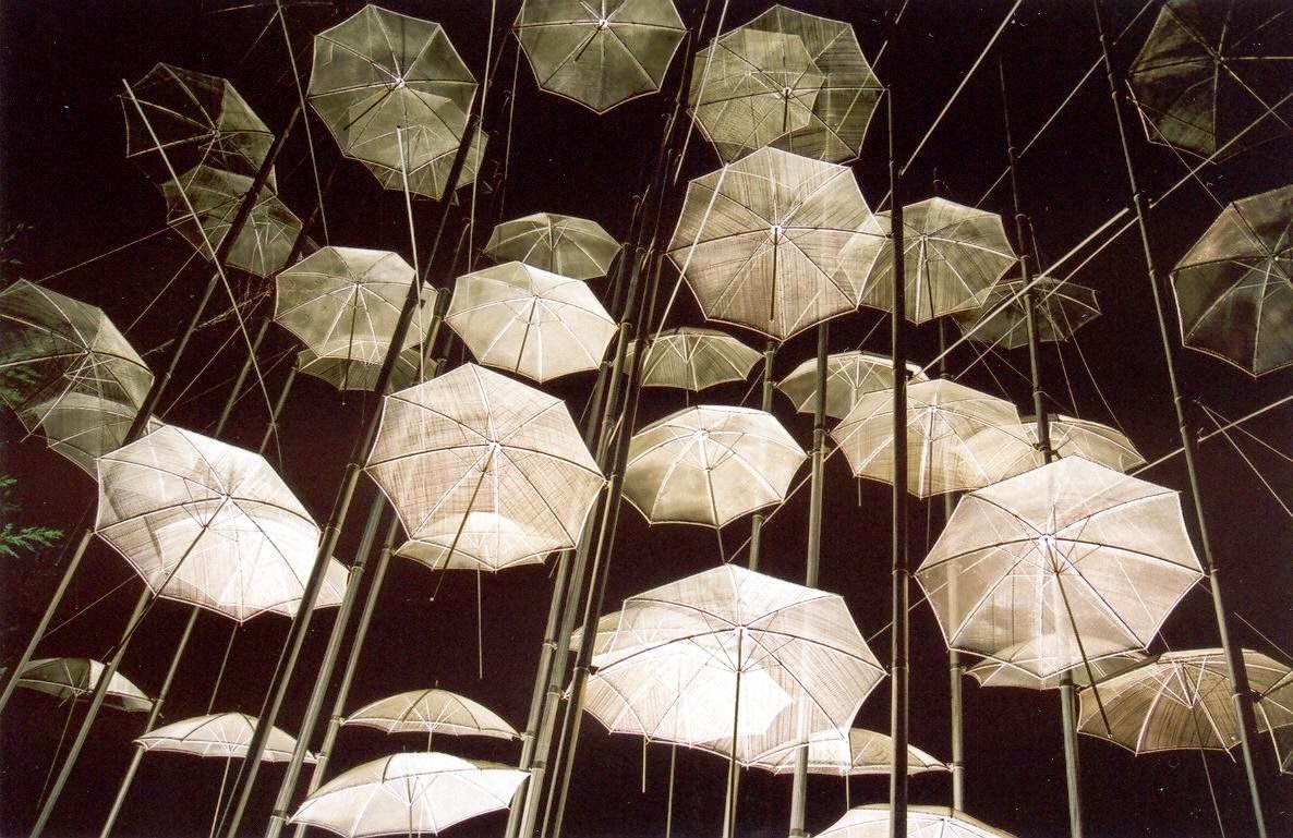 decoracion con paraguas