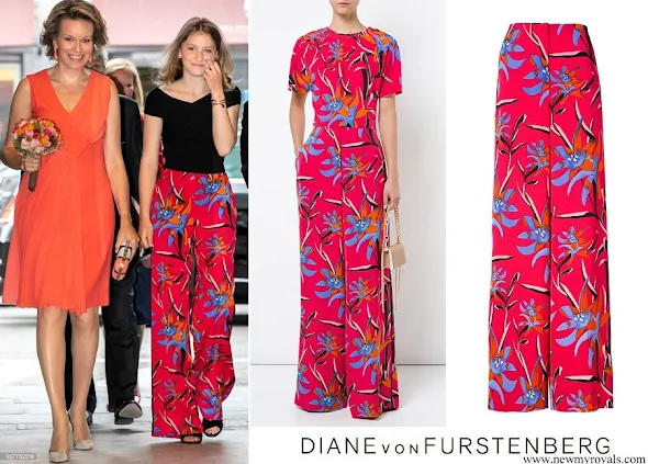 Crown Princess Elisabeth wore DIANE VON FURSTENBERG wide-leg floral trousers