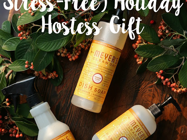 A Festive (And Stress-Free) Holiday Hostess Gift