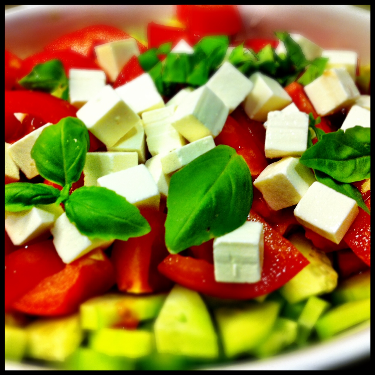Apples & Carrots: ENSALADA DE PEPINO, TOMATE Y QUESO FETA