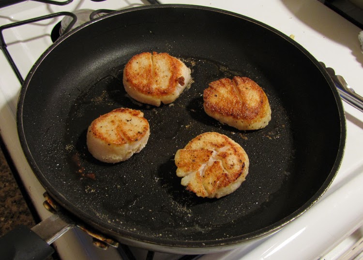 Smells Like Food in Here CornmealCrusted Scallops and Corn Relish