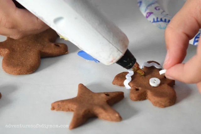 decorating gingerbread ornaments