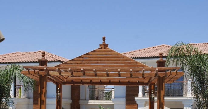 Gazebo Di Atas Kolam | Jasa Bangun Rumah Kayu Dan Gazebo