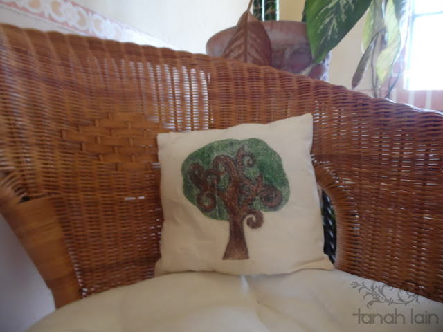 Cojín, estampado en tela con crayones