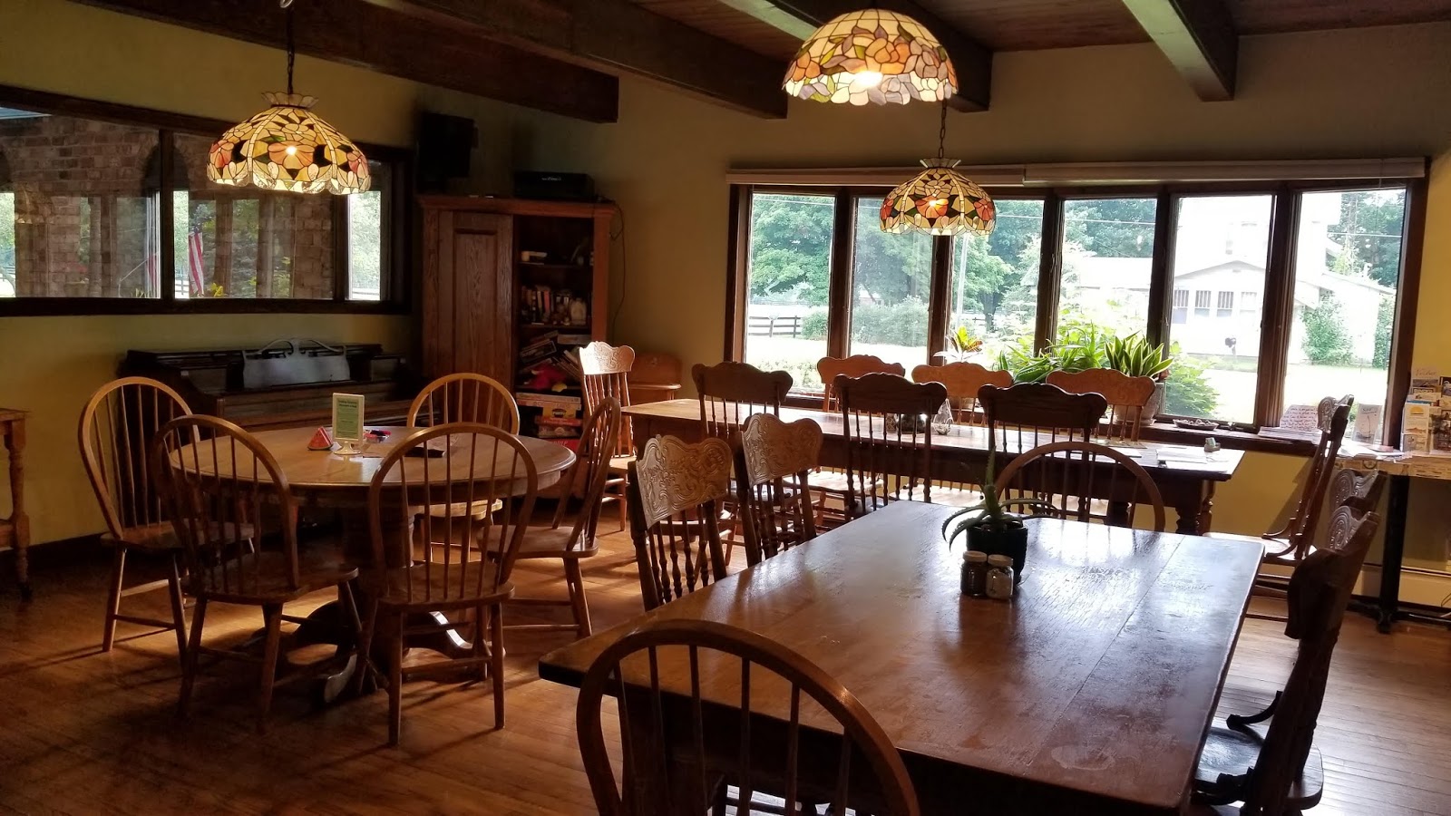 Hotel review Hop & Vine Inn (Fennville, MI), your home away from home