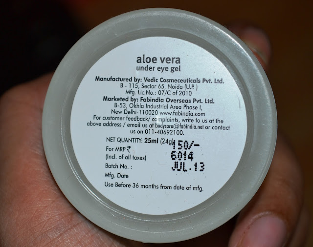 FabIndia Aloe Vera Under Eye Gel Review, Pictures and Swatches
