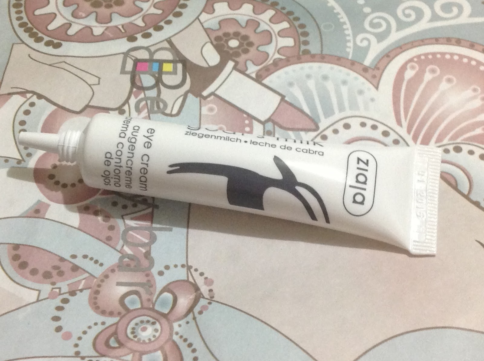Marissa's beauty blog Ziaja Goats milk Eye cream review