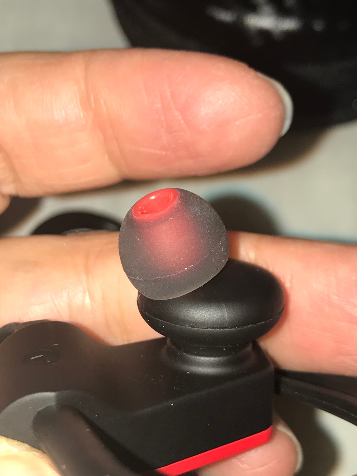 Sbode Wireless Earphones with Siri Activation