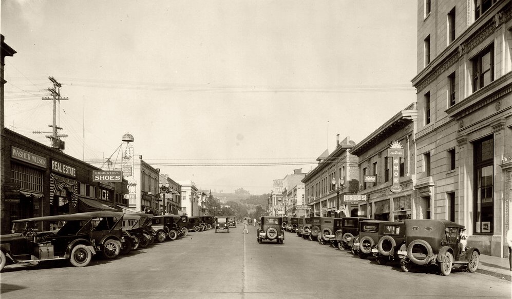 Philadelphia Street, Whittier, California, 1924 vintage everyday