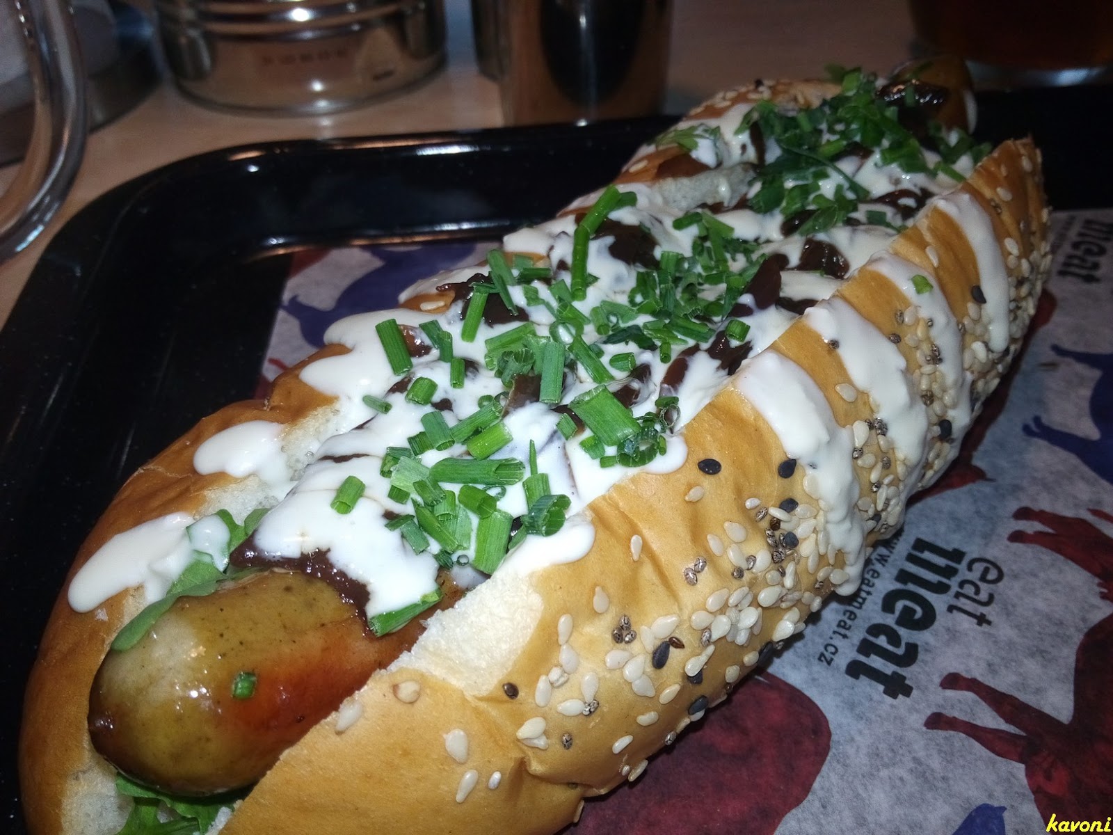kavoniho žrádlo Blue Cheese Hot Dog, Eatmeat, Ostrava