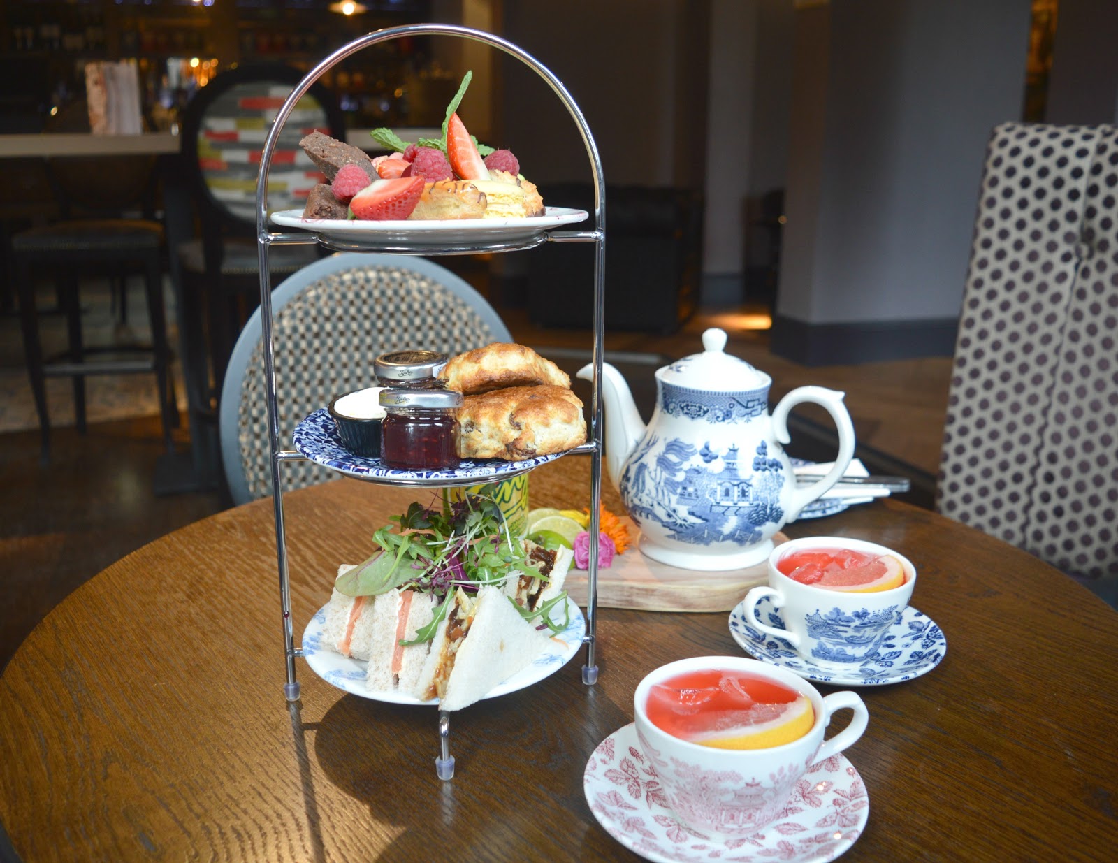 10 Reasons Why I LOVE Afternoon Tea - 97 and Social